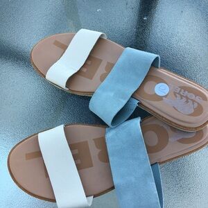 Sorel Light Blue Suede and White Leather Sandals SZ 10.